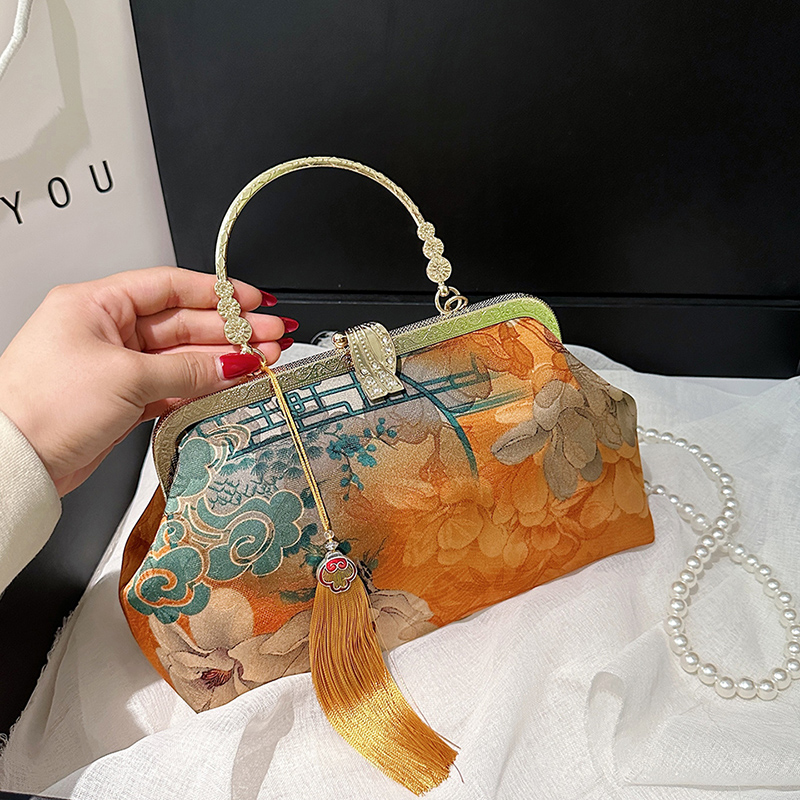 Embroidery Ideas For Bags - Stylish Embroidered Shoulder Bags for Women