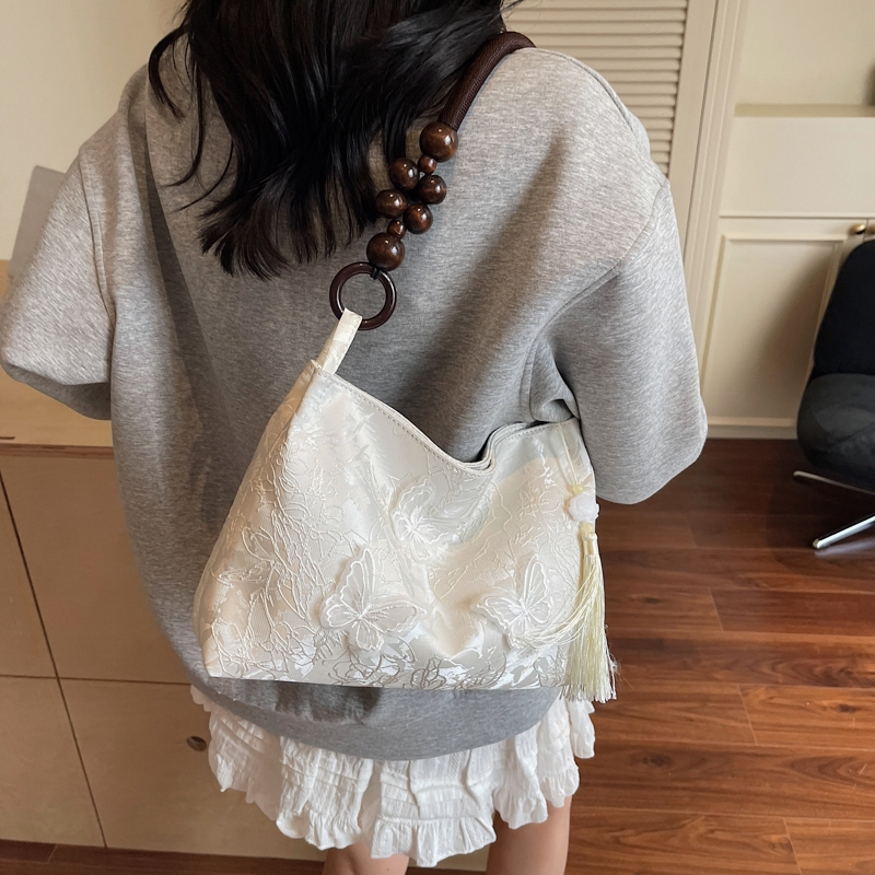 New Elegant Ladies Handbag Nyl - Embroidery Ideas For Bags recension och pris