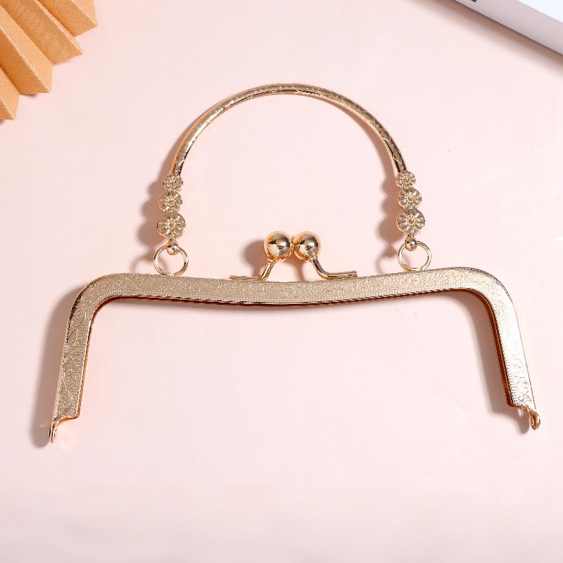 NewMetal Purse Frame With Curv - Embroidery Wallet recension och pris