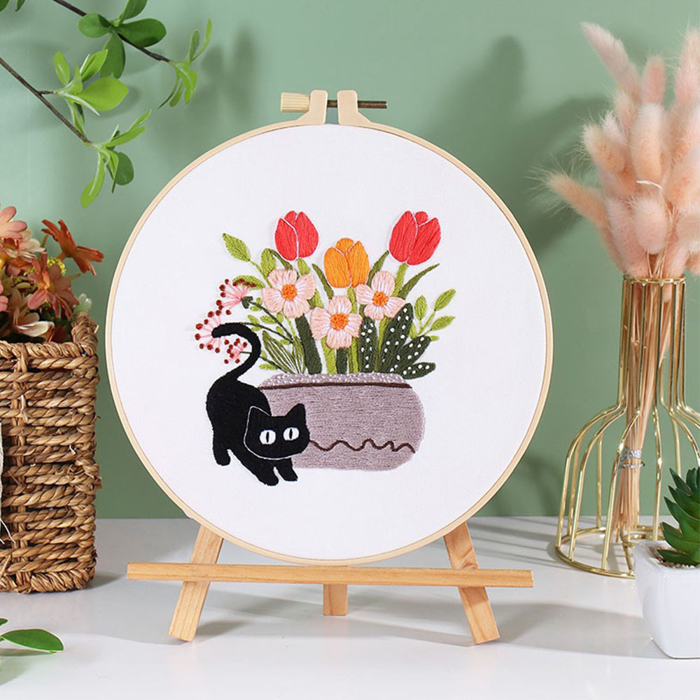 Embroidery Kit with Black Cat  - Embroidery Ideas For Bags recension och pris