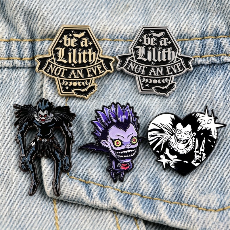 Cute Gothic Dark Demon Monster - Embroidery Wallpaper recension och pris